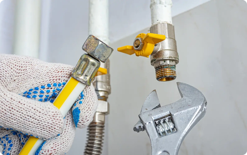 Licensed plumber performing gas line repair in San Jose